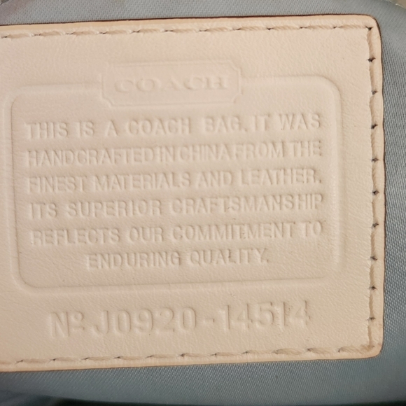 Coach Peyton Leather Handbag Satchel -- Patent in Ivory Cream - Picture 3 of 11
